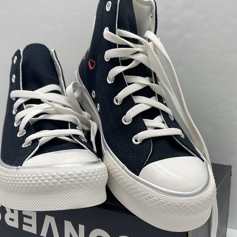 Converse WMNS High-Tops w Red Heart Details
CTAS EVA LIFT HI
BLACK/VINTAGE WHITE - Picture 5 of 16